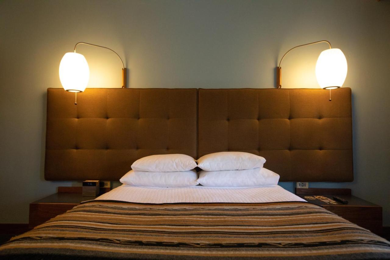 Modern Hotel بويسي المظهر الخارجي الصورة