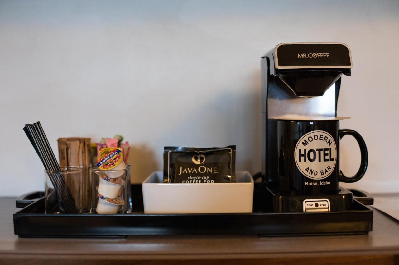 Modern Hotel بويسي المظهر الخارجي الصورة