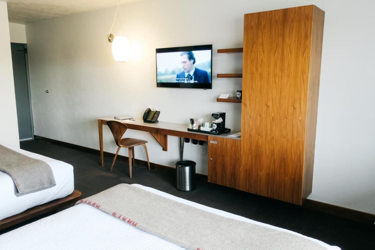 Modern Hotel بويسي المظهر الخارجي الصورة